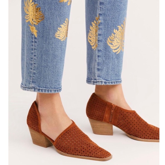 Free People Pandora D Orsay Laser Cut Out Brown Suede Shoe Boot Boho - Picture 1 of 14